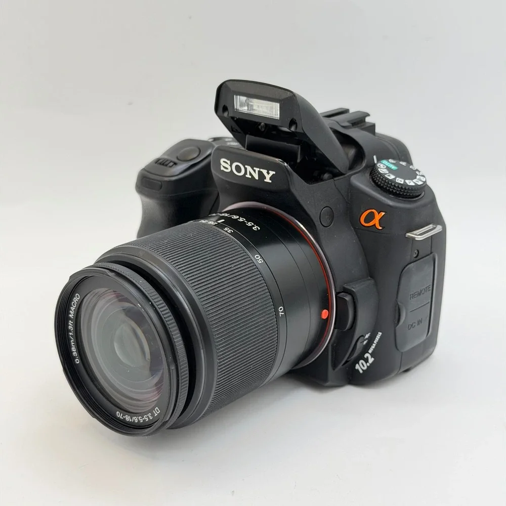 Sony Alpha DSLR-A200 Camera Bundle 18-70mm 75-300mm Lenses 8GB CF Card Tripod